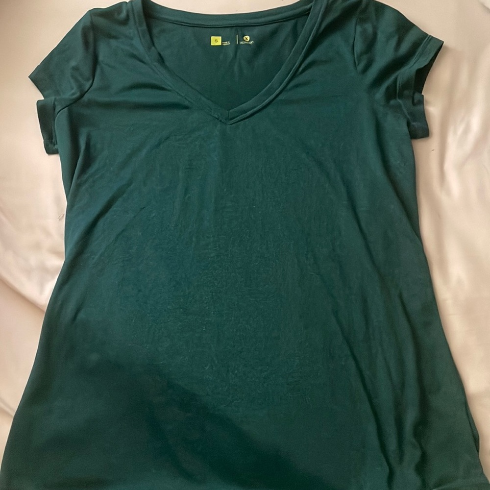 Xersion small green athletic tee